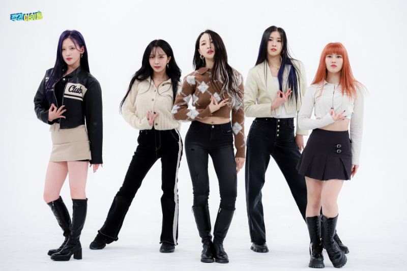 观看：NATURE 在“每周偶像”中报道 BLACKPINK 和 (G)I-DLE