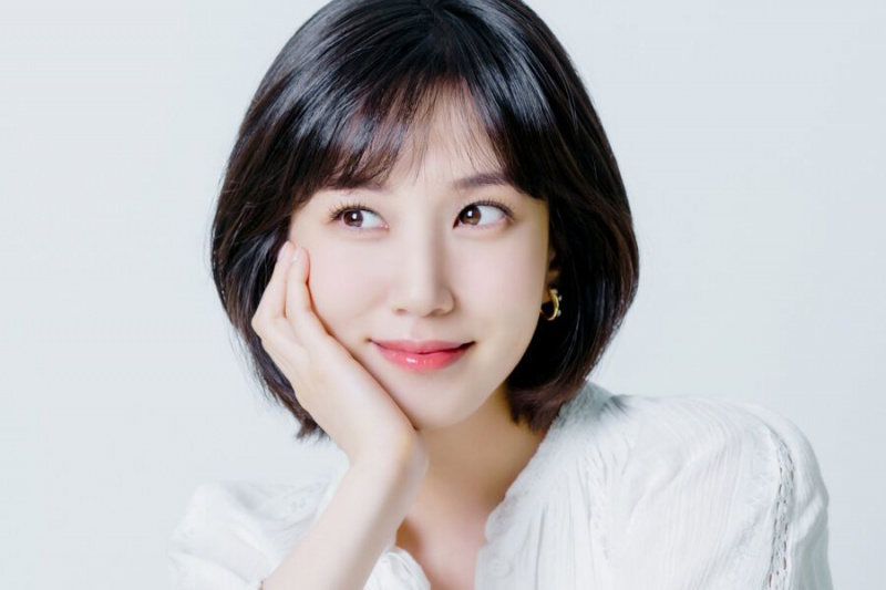 Park Eun Bin sdílí, co pro ni znamená „mimořádný právník Woo“, potíže s přístupem k její roli jako Woo Young Woo a další
