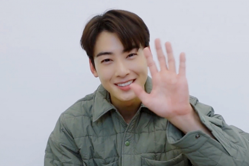 Sledujte: Cha Eun Woo z ASTRO spúšťa kanál YouTube + zdieľa svoje video, ako si vyberá názov kanála