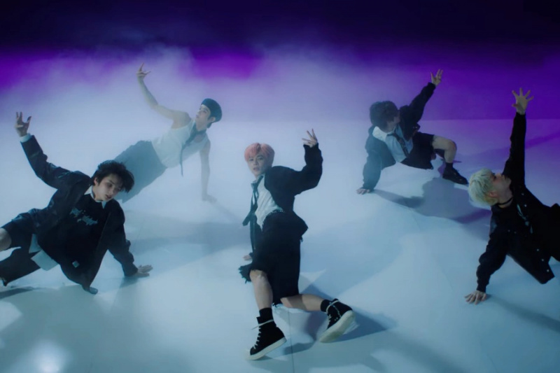 Mira: TXT comparte video de actuación artística para el lado B “Devil By The Window”