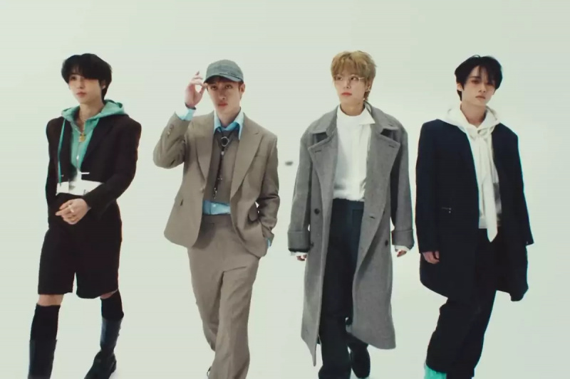 İzleyin: Stray Kids “STEP OUT 2024” Videosu ile Gelecek Albümleri, Dünya Turunu ve Daha Fazlasını Tanıtıyor