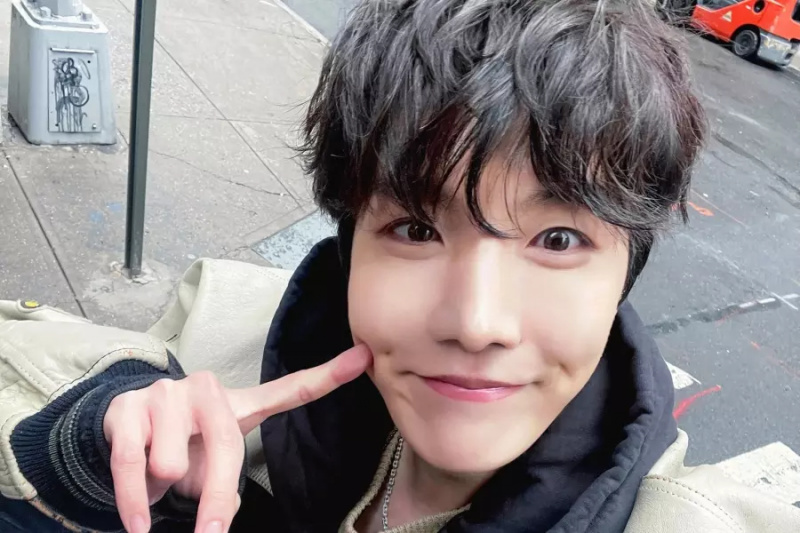 Makinig: Inilabas ng J-Hope ng BTS ang Surprise Rock Version ng “Arson”