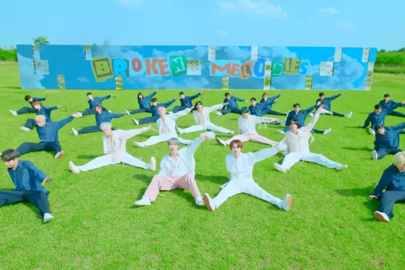Xem: NCT DREAM tiết lộ cái nhìn đầu tiên về vũ đạo cho bài hát mới “Broken Melodies” trong video trình diễn tuyệt đẹp